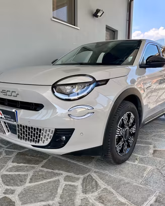 Fiat 600 1.2 hybrid 136cv auto