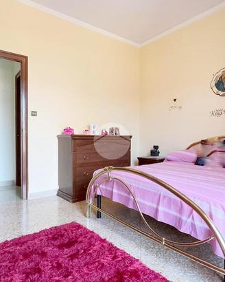 4 LOCALI A PALERMO