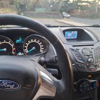 FORD FIESTA 03/2016 170.000 km 70 kW (95 CV) GPL