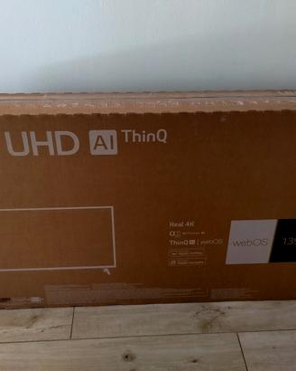 Smart TV LG 55" 4K (Modello 55UQ75) – Da riparare