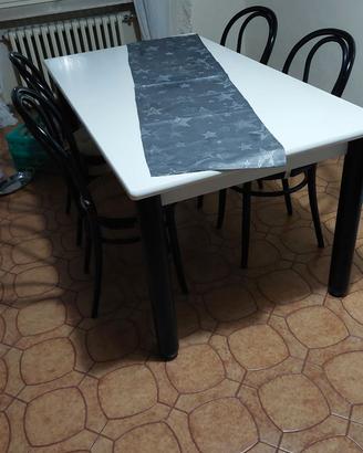 Tavolo cucina o sala pranzo