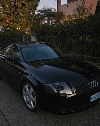 Audi TT MK1 1.8 180cv - secondo proprietario 