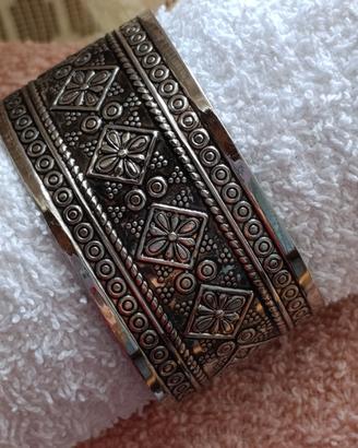 Bracciali etnici donna