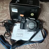 Oympus OMD -E-M10 MK IV - Kit
