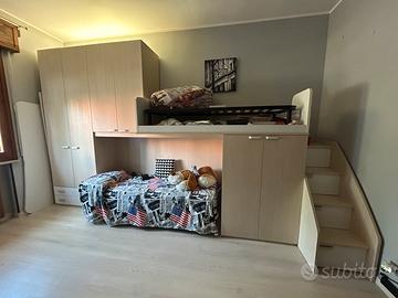 CAMERETTA COMPLETA CON LETTO A CASTELLO