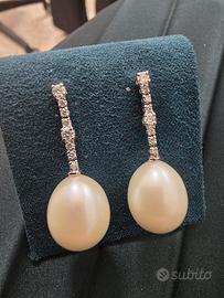 Orecchini Oro Bianco 18 Kt, Perle Diamanti Pavè