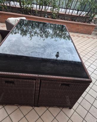 set da giardino salvaspazio a cubo in polyrattan. 
