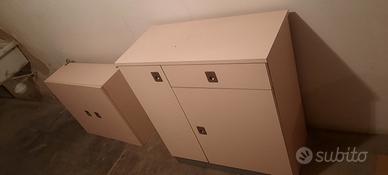 mobiletto da bagno con pensile vintage