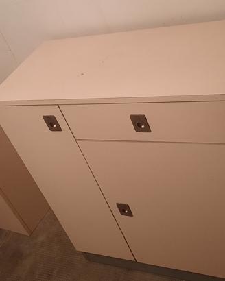mobiletto da bagno con pensile vintage