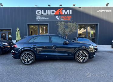 Audi SQ8 4.0 tfsi sport attitude quattro tiptronic