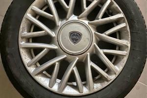 Quattro cerchi per Lancia y, r15