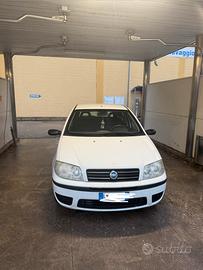 Fiat punto 1.2 benzina NEOPATENTATI