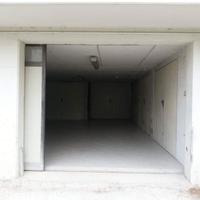 Magazzino/garage/deposito