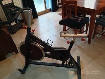 CYCLETTE VS700 DOMYOS