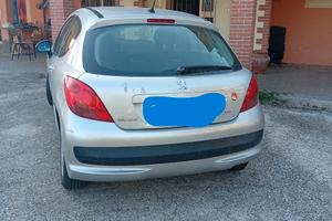 Peugeot 207 1.4 5 posti - Benzina/GPL - Anno 2007