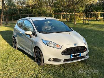 Ford Fiesta ST200