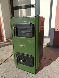 stufa a legna compatta