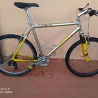 Bici MTB GIANT atx850 alluminio trasmissione nuova