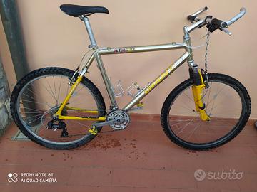 Bici MTB GIANT atx850 alluminio trasmissione nuova