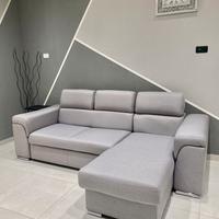 Divano con penisola invertibile