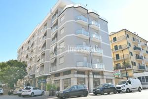 PORTA MAGGIORE-VIA OSIMO-APPARTAMENTO 3 CAMERE