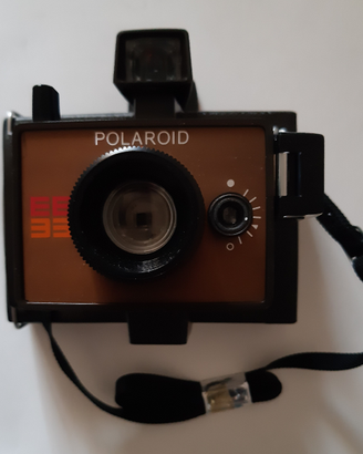 Polaroid EE33 istantanea