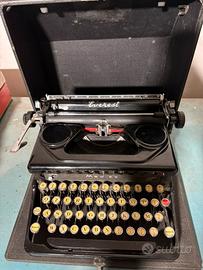 Macchina da scrivere d’epoca Everest mod.90