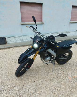 HM f125 Motard  4  tempi
