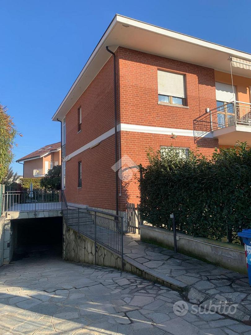 2 LOCALI A BRUINO - Vista 2