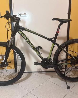 Mountain bike Olympia cobra six-fifty 
