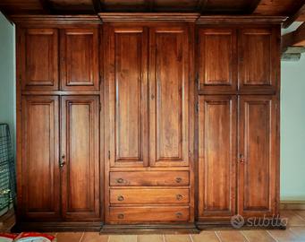 Armadio artigianaleni legno massello