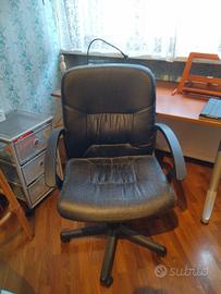 poltrona ufficio girevole