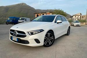 Mercedes-benz A 180 d Automatic Business Extra 201