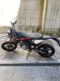 Rieju MRT 125 SM (2019) - 4.000 km originali