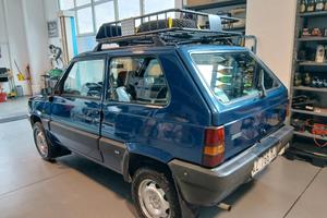 panda 4x4  country club