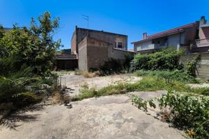 Semi idipendente ampio giardino