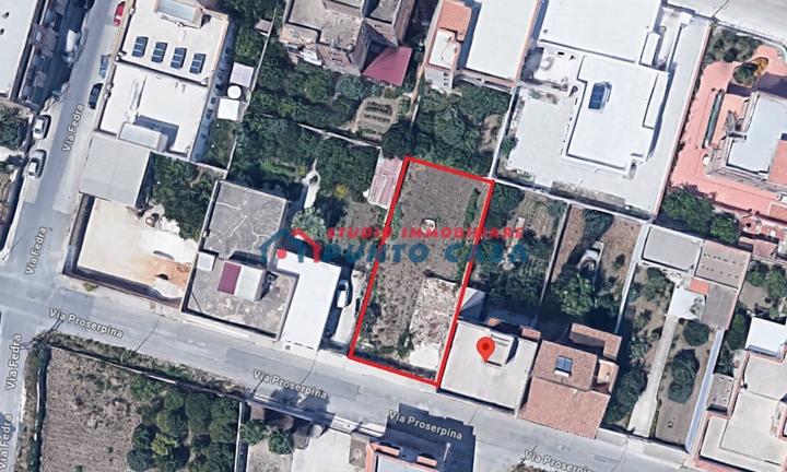 VILLA ROSINA - Terreno edificabile di 450 mq ca