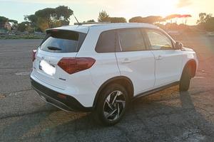 Suzuki Vitara 1.4 Hybrid Top