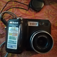 Fotocamera Nikon colpix 4300