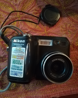 Fotocamera Nikon colpix 4300