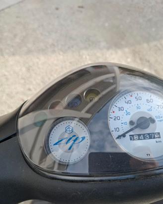 Piaggio zip 2T