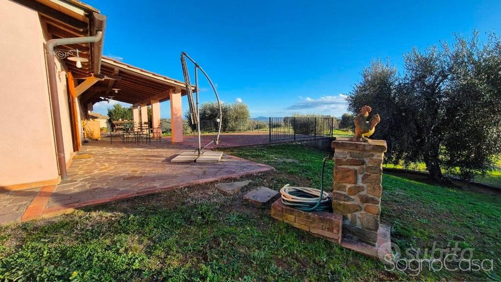 Rustico / Casale di 129 m² con 3 locali e box auto - Vista 5