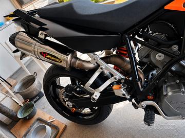 KTM 990 SMT supermoto 