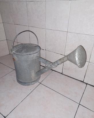 Annaffiatoio 