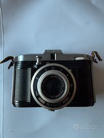Macchina fotografica vintage Ferrania Ibis 34