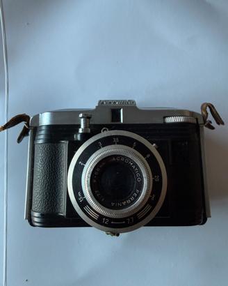 Macchina fotografica vintage Ferrania Ibis 34