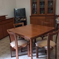 tavolo legno e 6 sedie