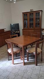 tavolo legno e 6 sedie