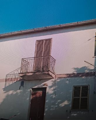 Casa indipendente con terreno 
