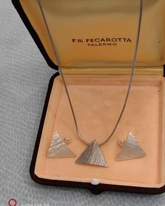 Collana e Orecchini con ciondoli triangolari 